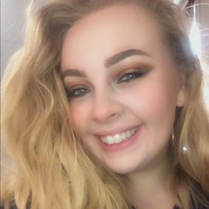 Meet your Posher, Kaylee